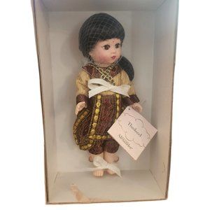 Madame Alexander Thailand Doll w/access, box New stock #39770 - Wendy